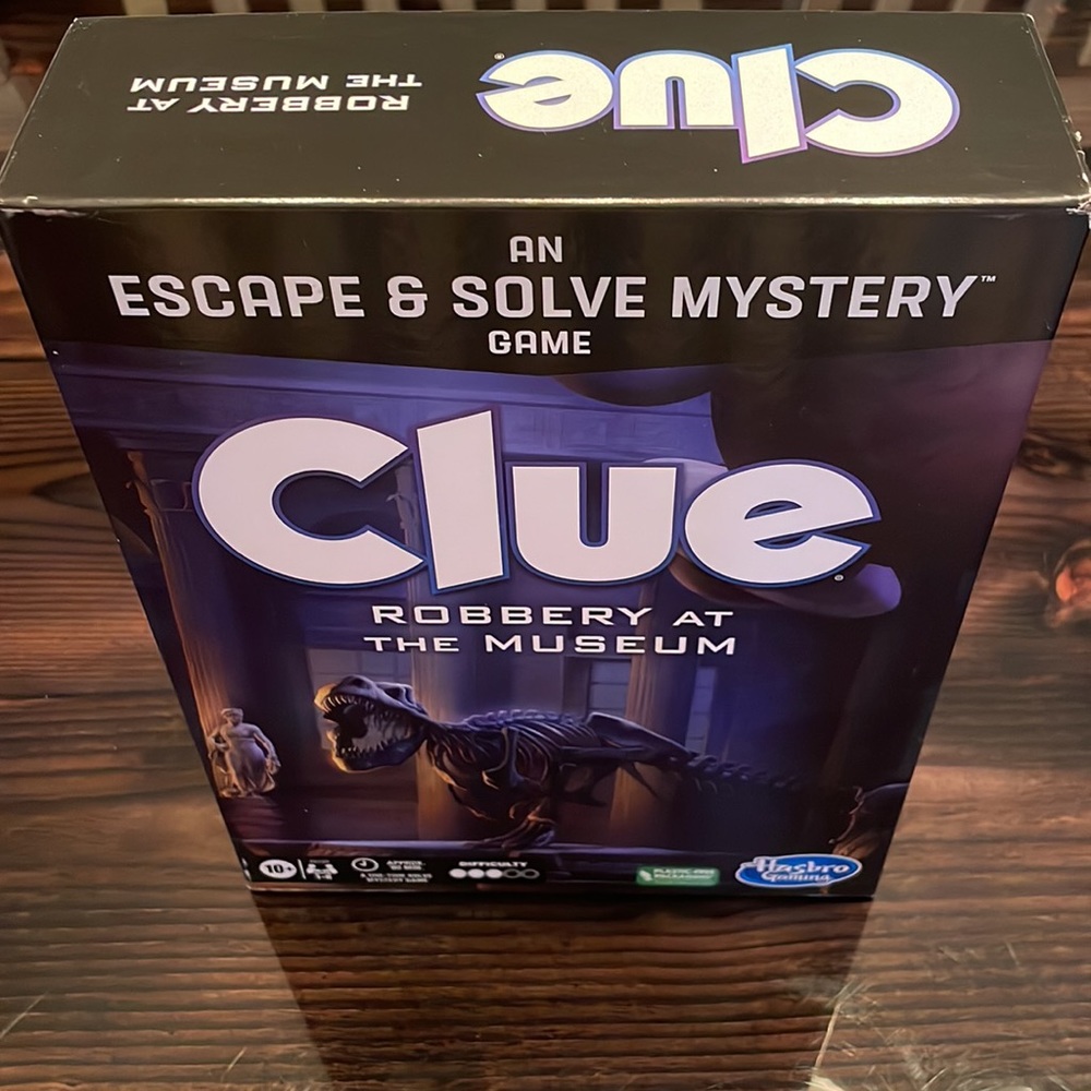 🌻Clue Board Game Robbery at The Museum, Escape Room Game. Family game night!🌻